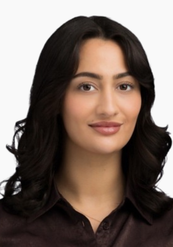 Molly Biggin, Partnerships Director managing sponsorship opportunities at Peptide-Based Therapeutics Europe.